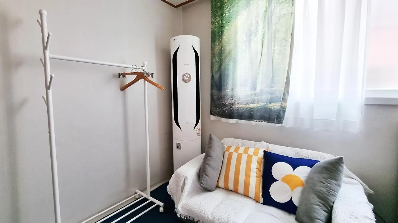 Apartment Hongdae&Sinchon 10Min Cozy House With 2 Bedrooms Seoul